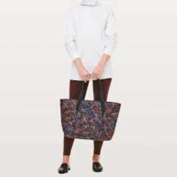 Lululemon Out of Range Tote Bag 20L - Flowerescent Pattern.  EUC - Picture 2 of 12